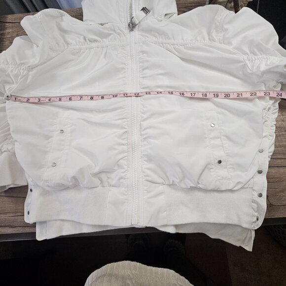 ATHLETA White Hooded Jacket Warm-up Size L - Picture 14 of 15
